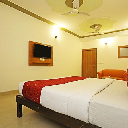 Hotel Ambrosia - A Boutique Hotel New Delhi Eksteriør billede