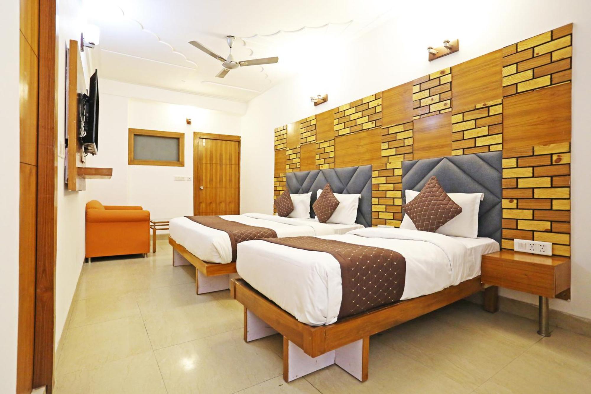 Hotel Ambrosia - A Boutique Hotel New Delhi Eksteriør billede