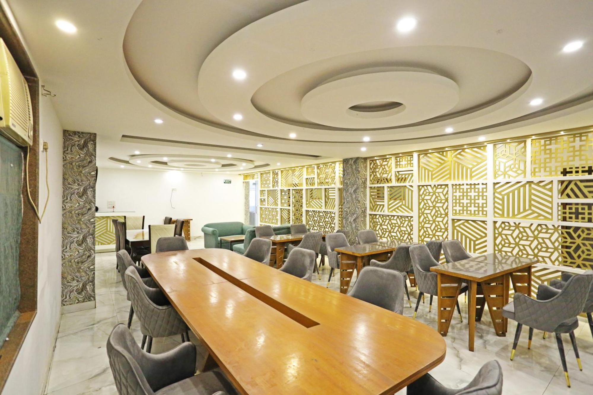 Hotel Ambrosia - A Boutique Hotel New Delhi Eksteriør billede