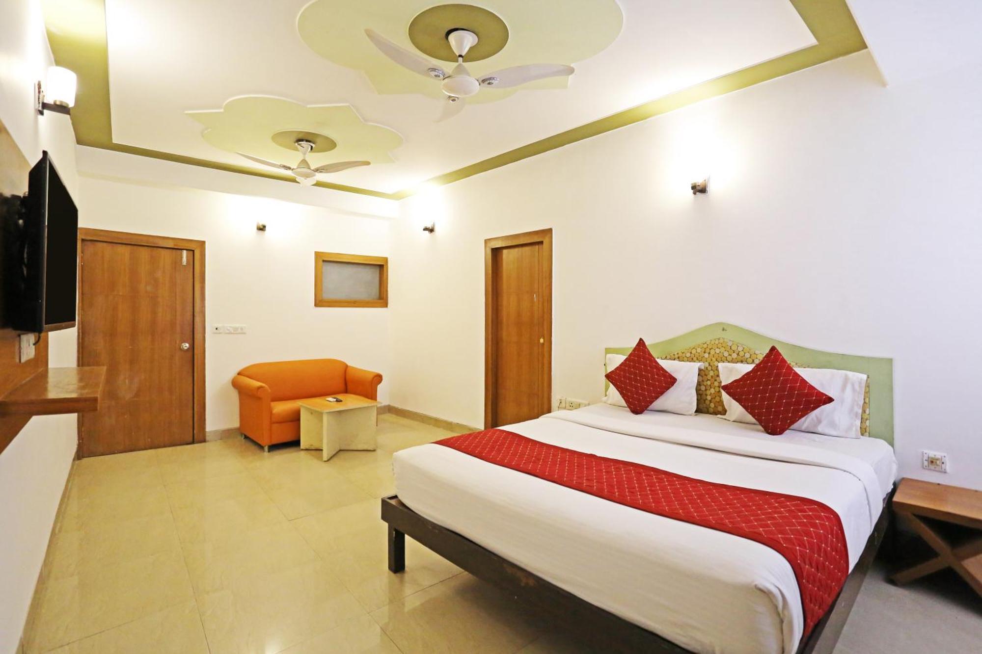 Hotel Ambrosia - A Boutique Hotel New Delhi Eksteriør billede